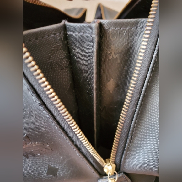 MCM Boston Bag - Picture 12 of 16